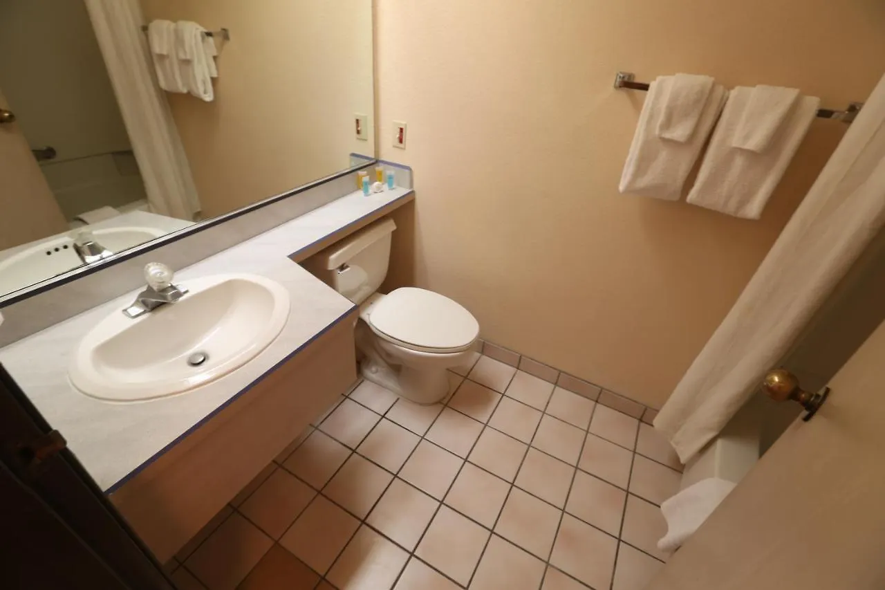 Ramada Las Vegas Hotel