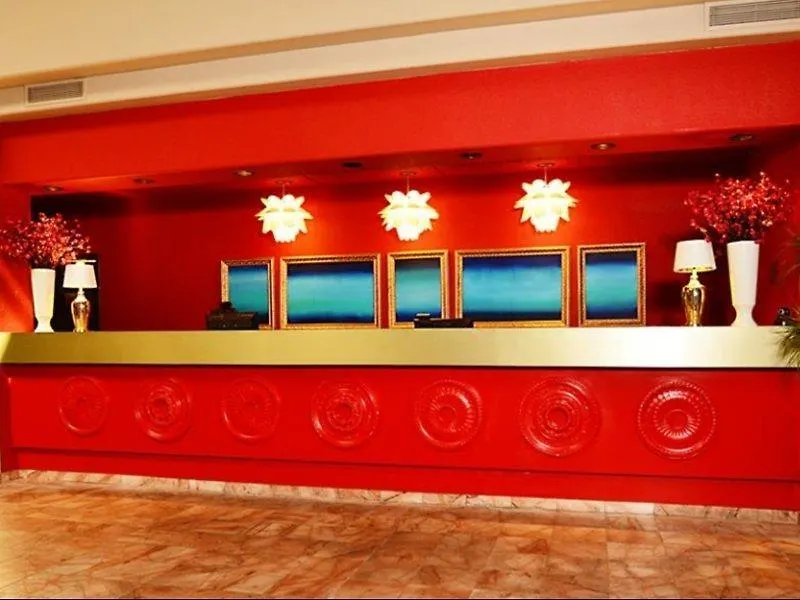 Ramada Las Vegas Hotel